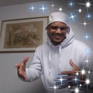 Meet your Posher, Lonnie